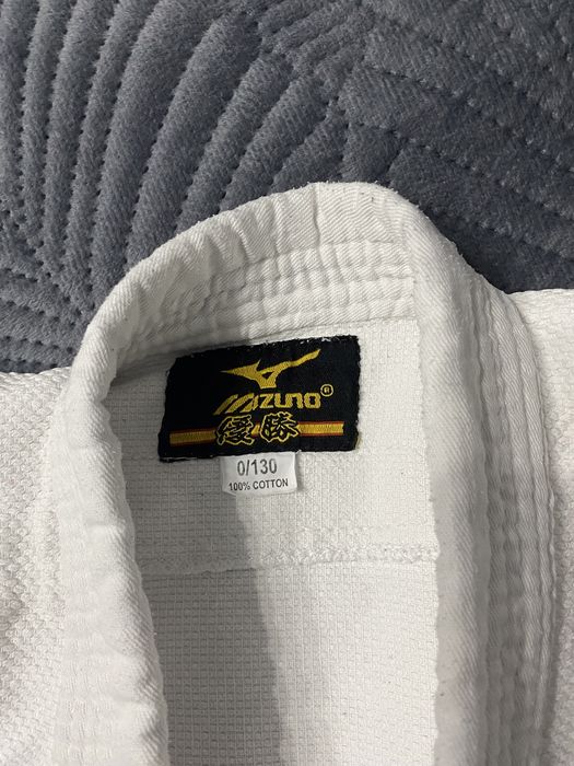 Продам кимоно в хорошем состоянии