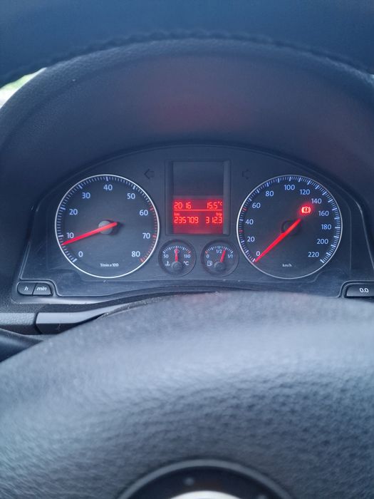 VOLKSWAGEN Golf 2006 — imagine 4