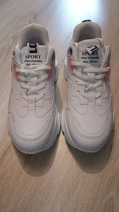 Adidași  talpa groasa