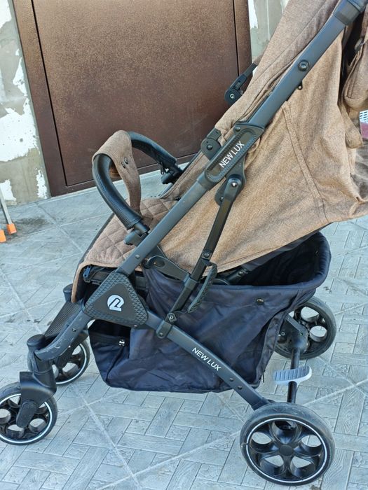 Продам коляску в отличном состоянии