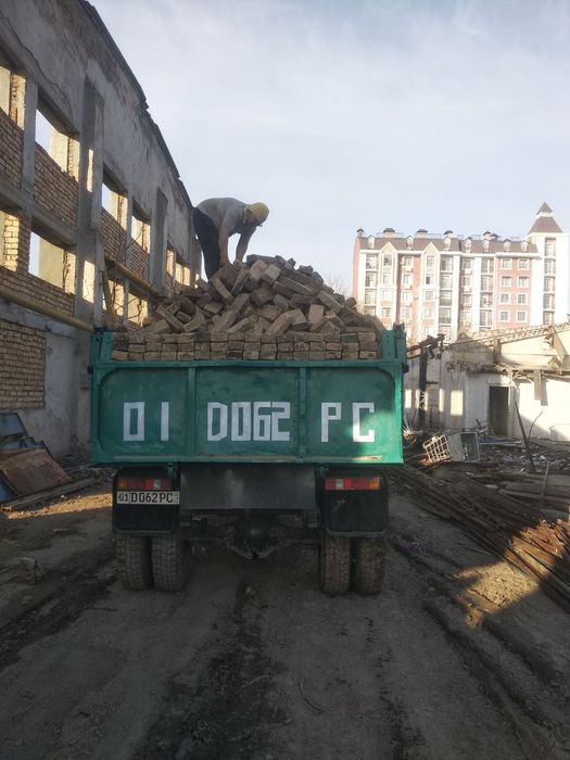 Гишт б/у сотилади. Доставка хам бор