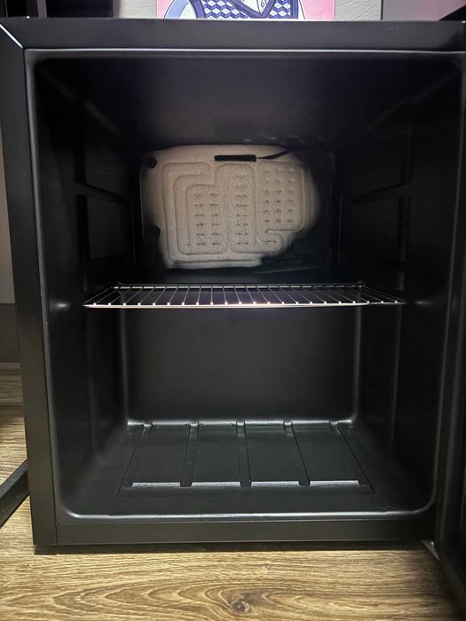 mini fridge хладилна витрина