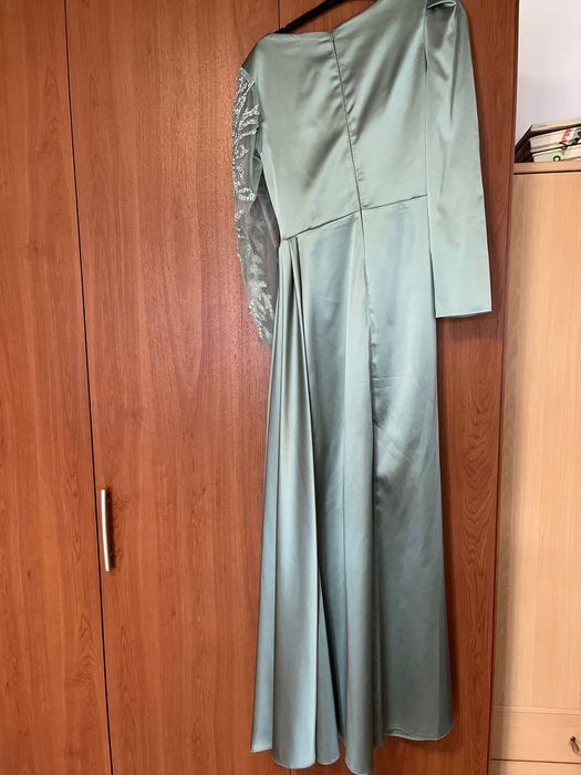 Rochie elegantă verde satinat – Isabella Bona, mărimea 40