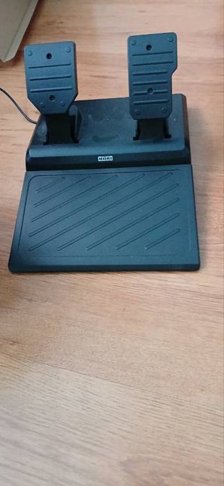 Продавам нинтендо суич волан