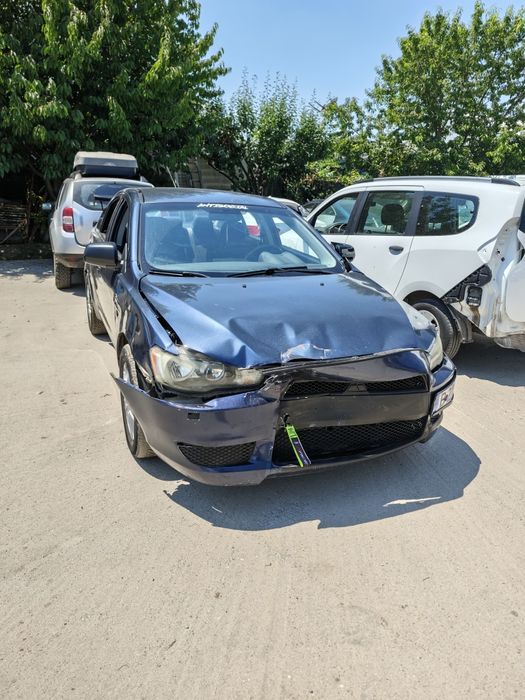 Mitsubishi lancer
