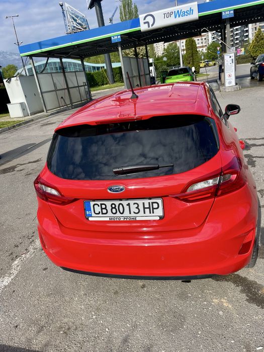 Прадавам Ford Fiesta 2019 г Titanium