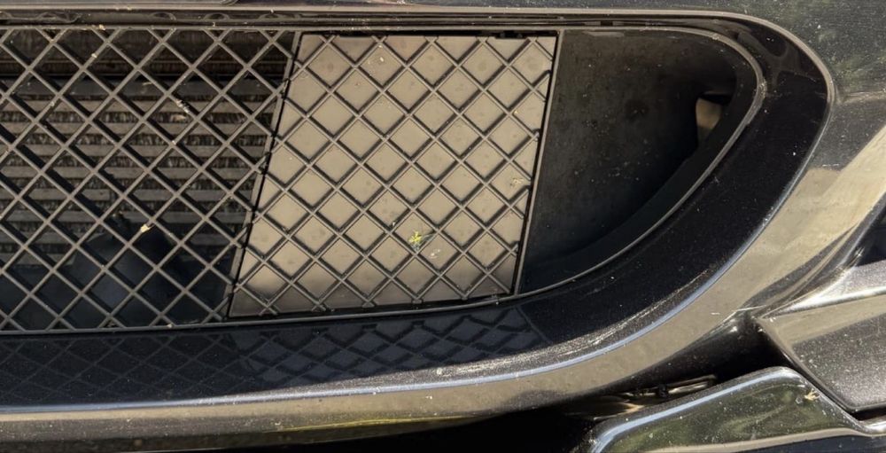 Капачки за предна М-тех броня бмв е60/е61