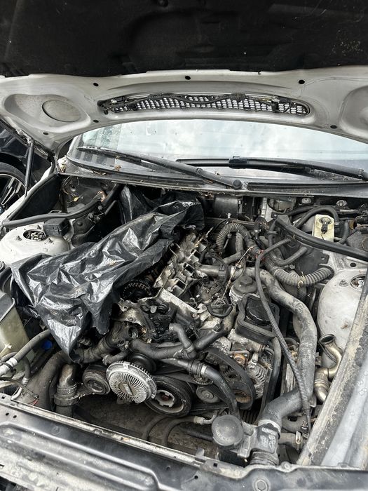 BMW 320D facelift на части