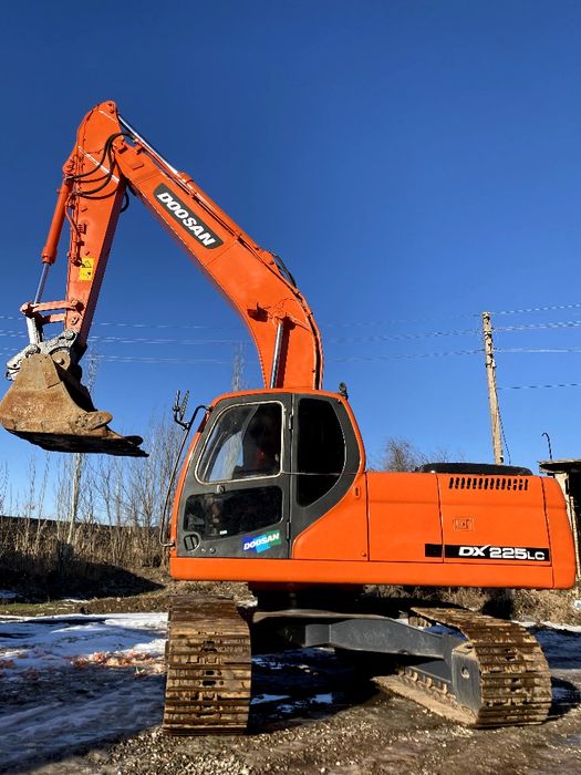 Doosan 225 gusinichniy ekskavator ideal !!!