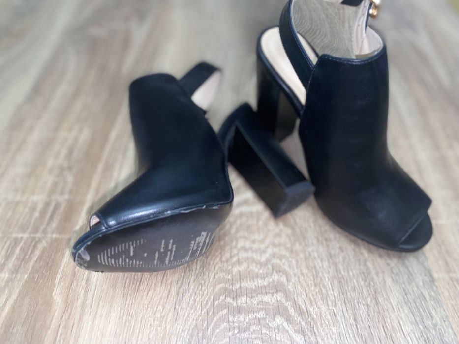 Продам обувь