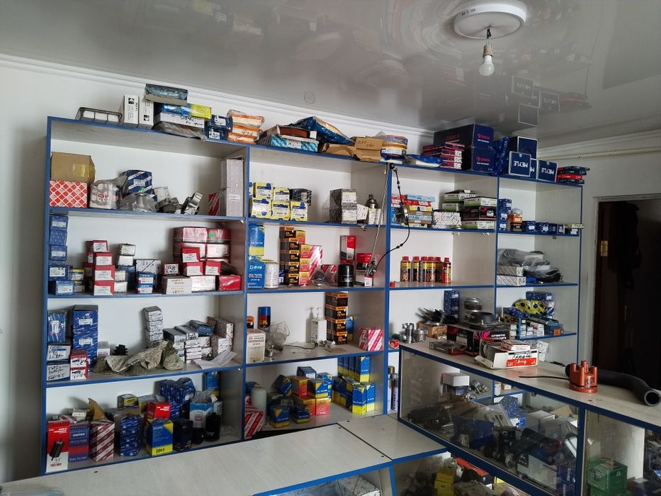 магазин автозапчастей