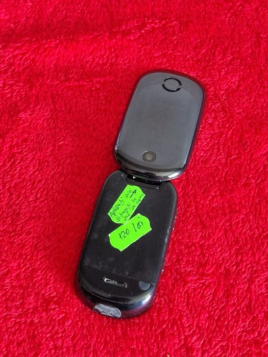 Telefon cu clapeta Motorola