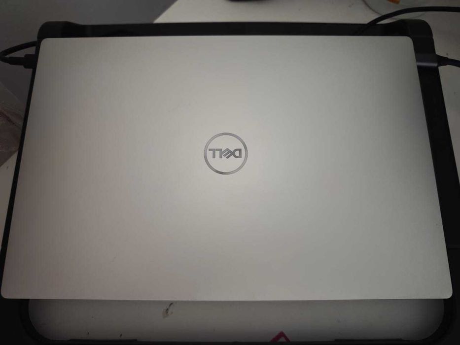 ноутбук Dell XPS 13 9350