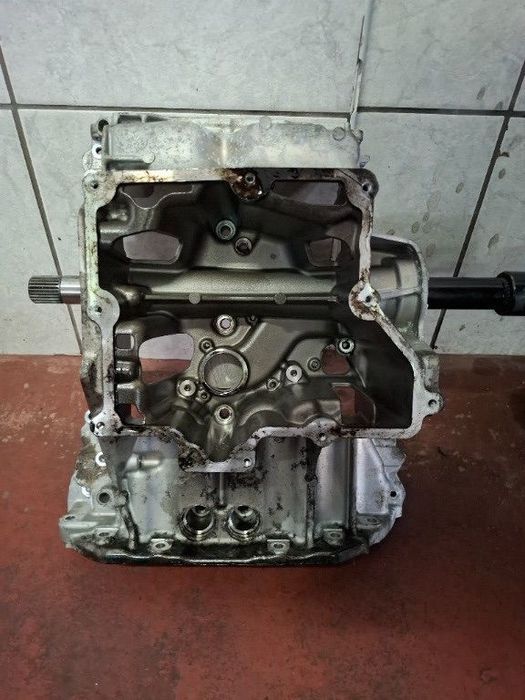 baie ulei mercedes w213 2.0 cdi a6540100204 a6540107510 2014 2015 2016 2017 2018 2019