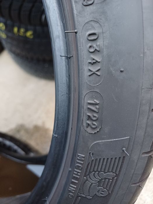 Гуми 235/40/18 Мишелин