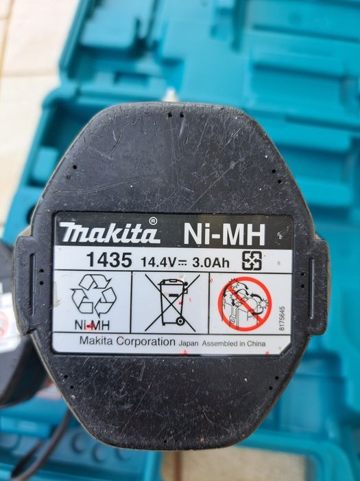 Masină de găurit și înșurubat Makita 8434D