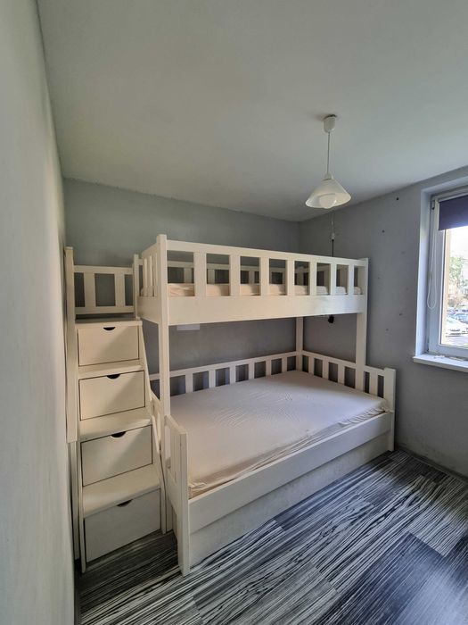 Pat supraetajat lemn masiv