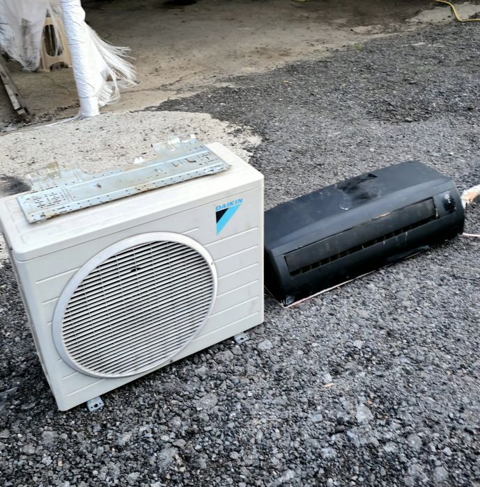 Климатик Daikin 12