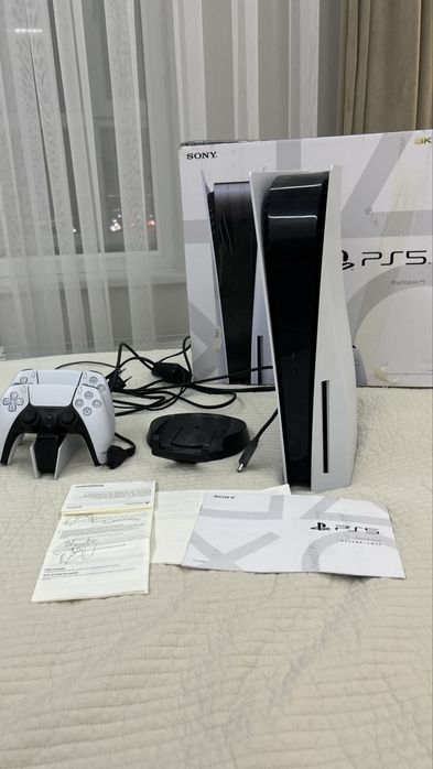 Продам Play station 5, бу