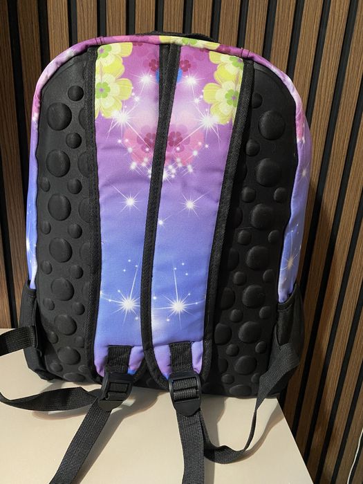 Рюгзак для девочки новый