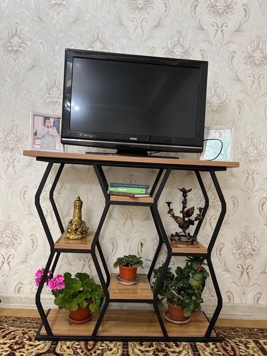 Стеллаж в лофт-дизайне