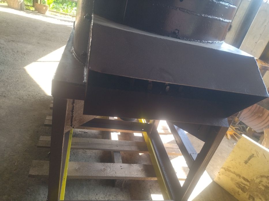 Титан самовар.         новый