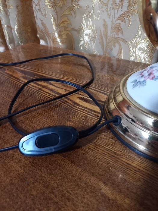 Продам красивый светильник ночник