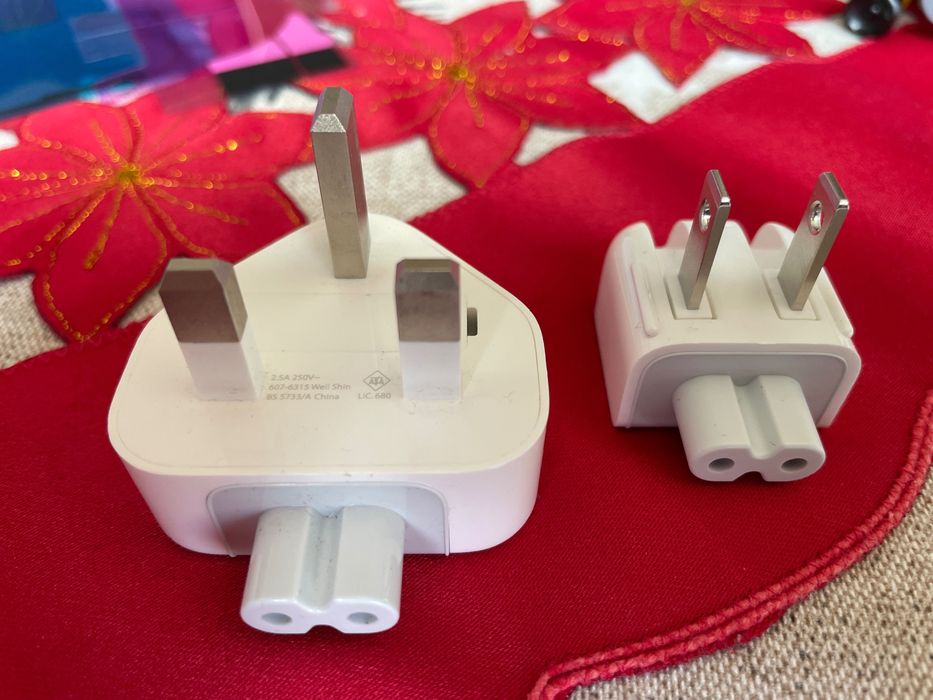 Оригинални адаптери/накрайници Apple Macbook/iPad/iPhone