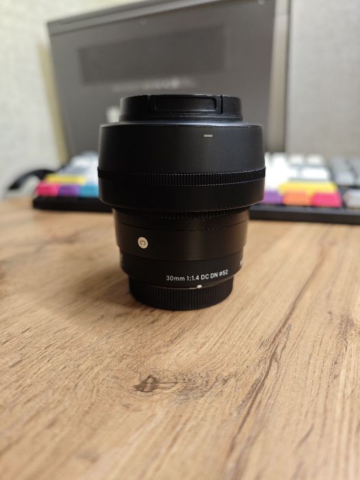 Фотокамера Olympus OM-D E-M10 с набором объективов