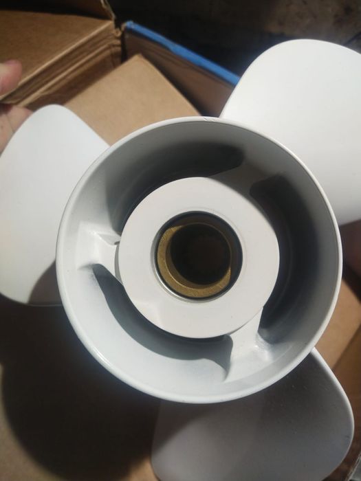 Винт на лодочный мотор ямаха