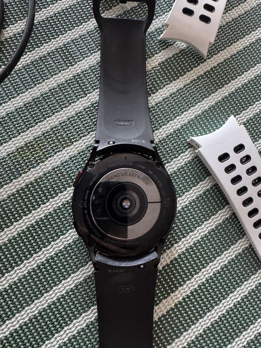 Samsung Galaxy Watch 4 Smartwatch