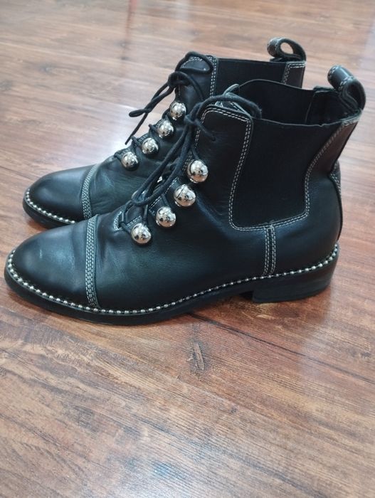 Туфли полуботинки сапоги женские очень хорошим состаяния