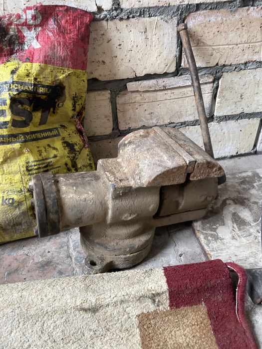 Тиска сотилади ишлаб турибти