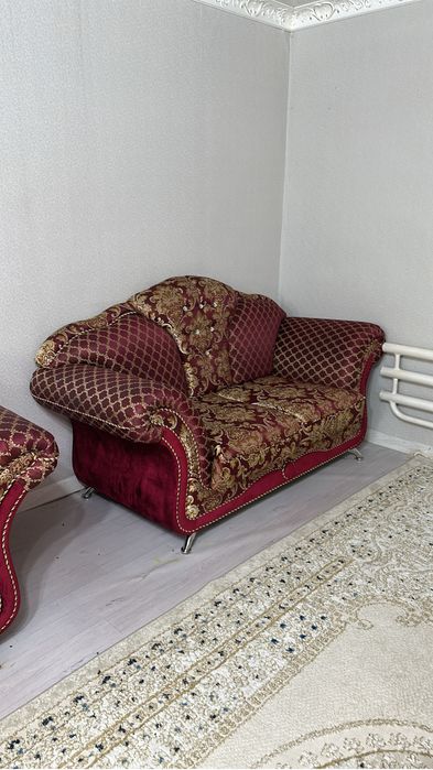 Диван ушеулік жағдайы жаксы тез арада сатамын