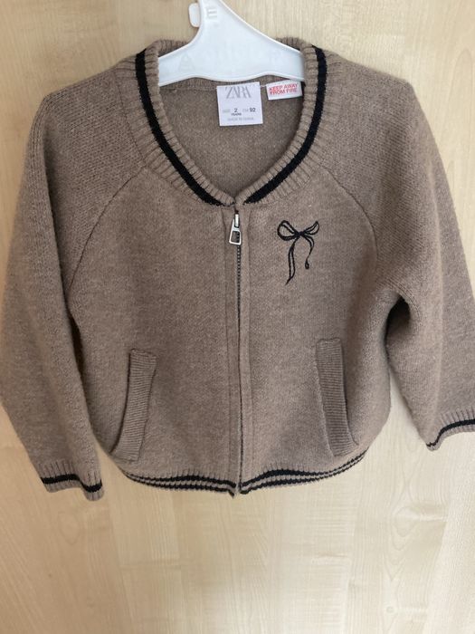 Jacheta Zara fetite