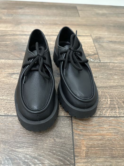 Продам женские туфли