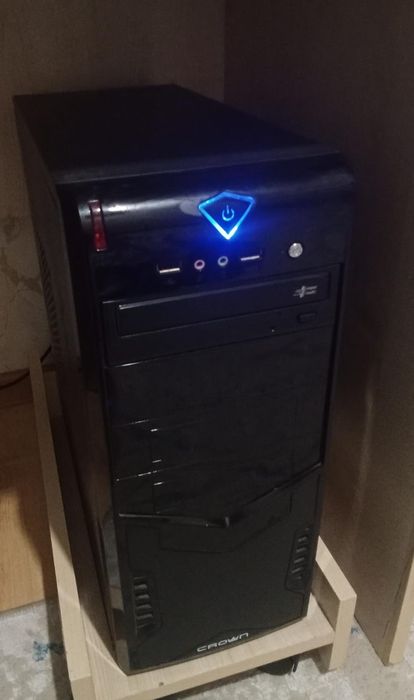 Продам комплект компьютера Буу