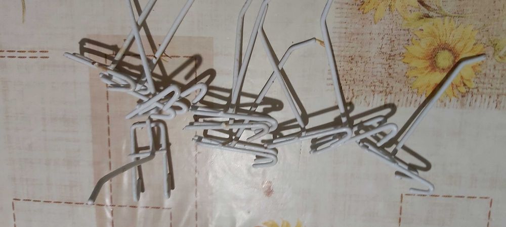 Продавам куки 10сантиметра за мартеници