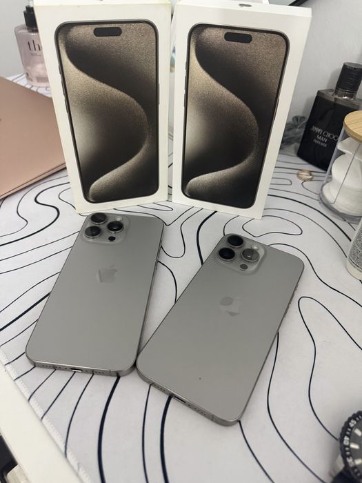 iphone 15 pro max в идеале оба