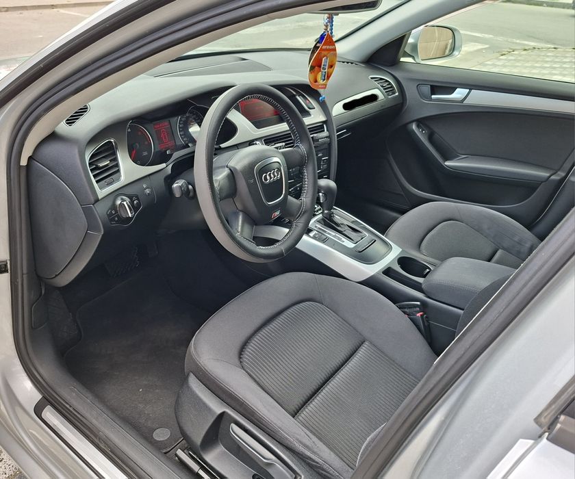 audi a4 b8 2011 e5 2.0tdi 143cp automată 8+1trepte proprietar în  acte