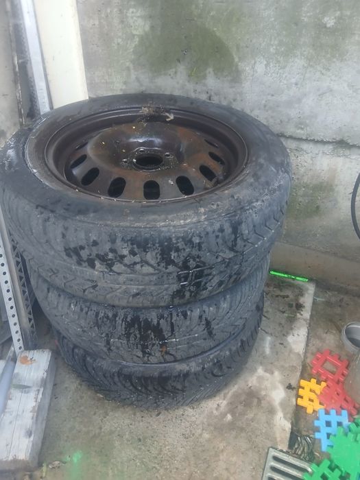 Vind jante  rezerva otel peugeot 407 /16...205  55 16  zr vara 4 buc,205 55 16 vara 3 bucati