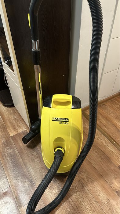 Кершер 2/1 пылесосит и моет