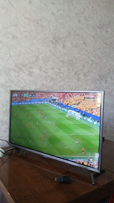 Televizor sotiladi 32 talik/ Продается телевизор