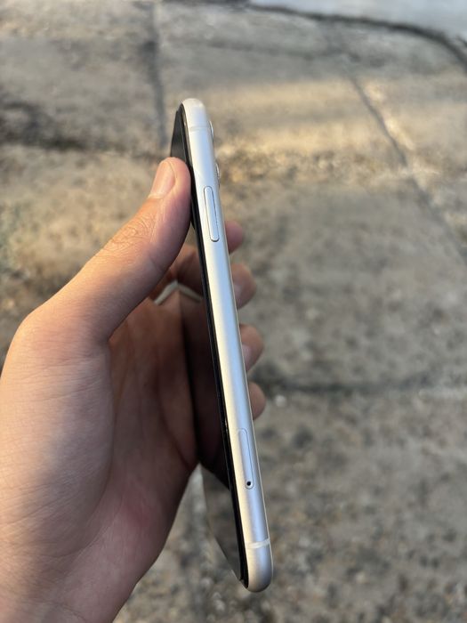 iPhone 11 128gb продам