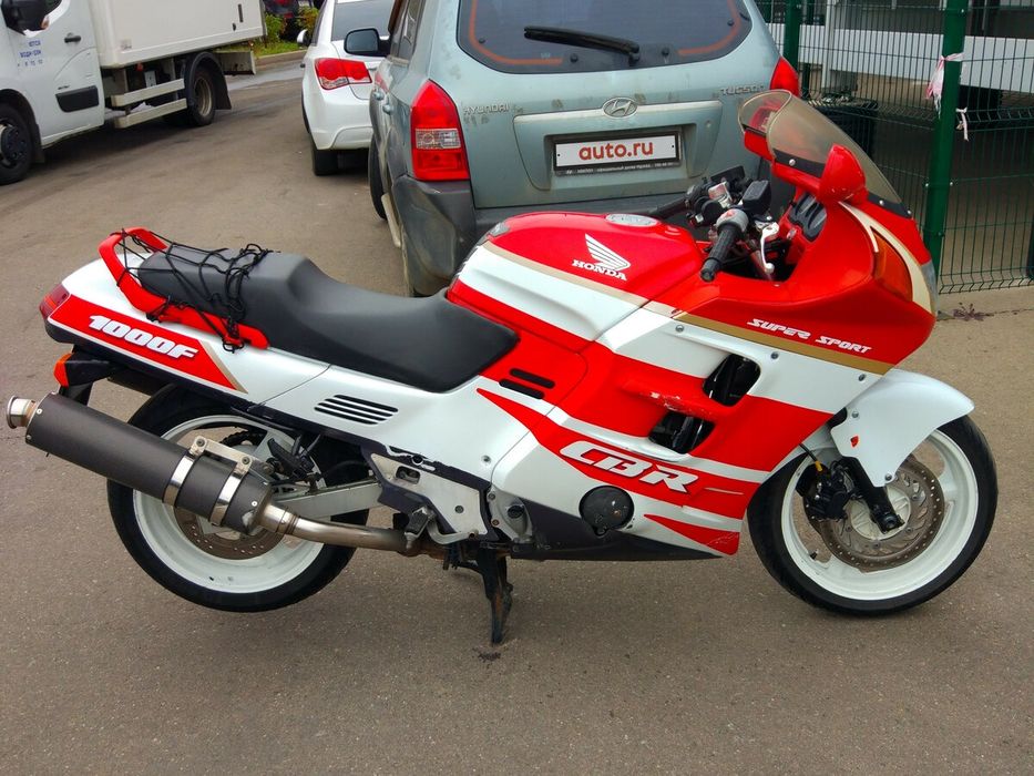 Мотоцикл CBR 1000 F