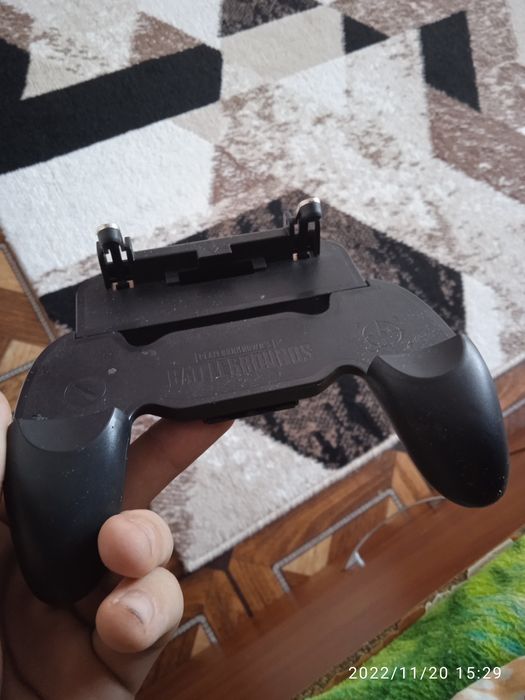 Продам игровой джойстик для пабг