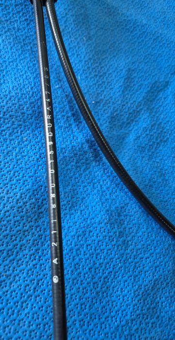 Оригинално живо преден капак мерцедес w211  седан 2004г