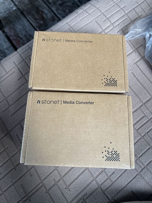 100 метра оптичен кабел и два Stonet Media converter