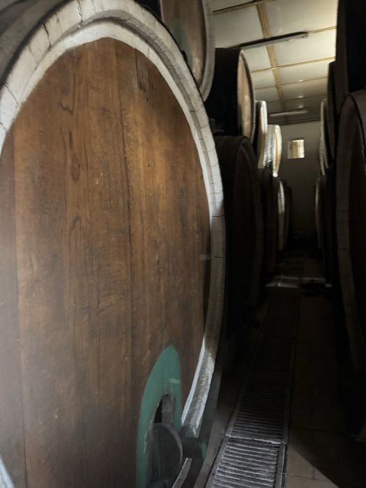 Vand butoie vechi din stejar