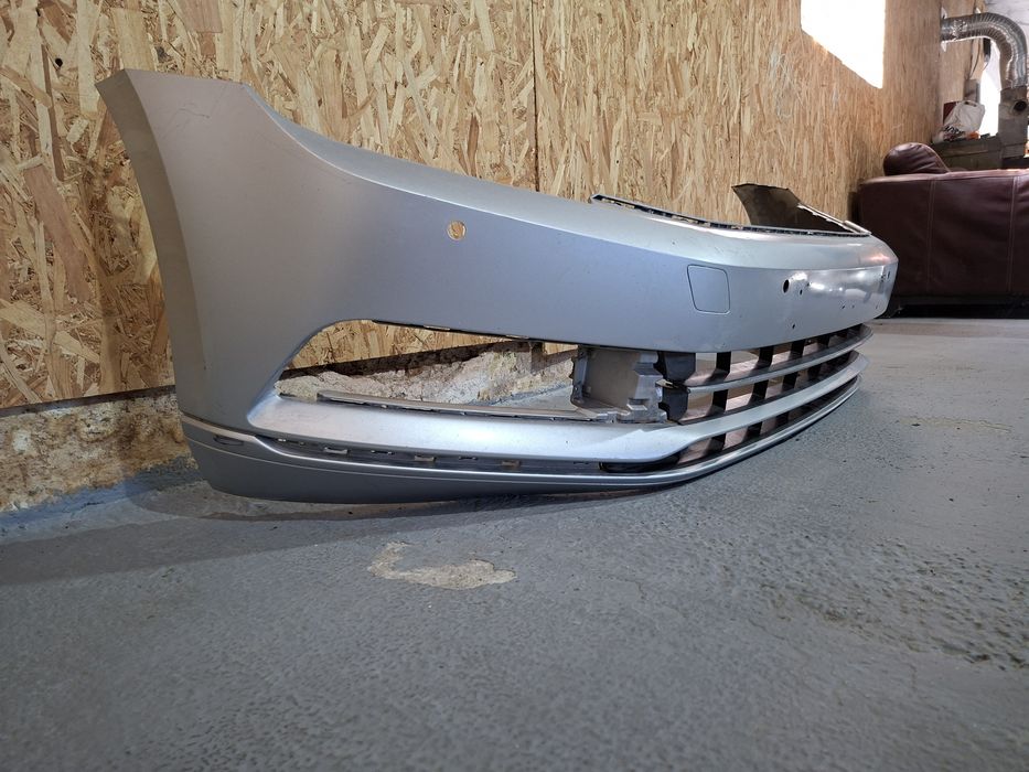 Bara fata VW Passat B8 an 2015-2019